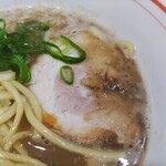 麺屋 白頭鷲 - ラーメン　チャーシューアップ
