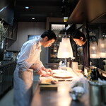 IL GARAGE - 厨房の2人(^^♪