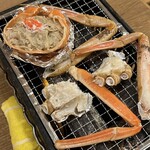 浜焼き海鮮居酒屋 大庄水産 - カニ甲羅焼きと蟹