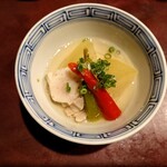 りょうりや 御旅屋 - 冬瓜とあぐー豚のたいたん