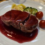 キッチン ブルー グローブ - 反対側から、赤ワインピネガーのソースはタップリ！！