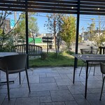 ツクヒコ - テラス席（犬も同伴可）