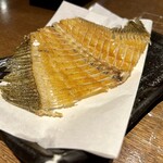 居間居酒屋 ハマヤマ - ひらめの骨せんべい