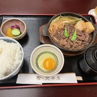 荒井屋 万國橋店 - 牛鍋定食1540円