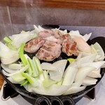 大衆中遊華食堂 八戒 - 生ラムジンギスカン 三種盛(チャックロール、マトン、ショルダー)