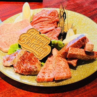 肉ケーキなどサプライズご相談ください。