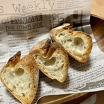 パンやきどころ RIKI - バゲット ¥290