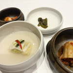 韓国宮廷薬膳料理 尹家 - 名人のキムチ