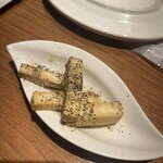 鉄板バル SOURCE - ブルーがリピートしたチーズ！