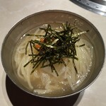 Yakiniku BarBies - 〆の冷麺