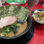 王道家直系 IEKEI TOKYO - ラーメン＋まぶし(大盛)