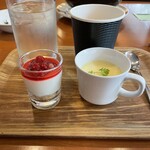 ダイニング＆カフェ ランデブーラウンジ - 