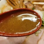 麺や 紡 - スープ