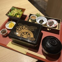 個室和食 肉割烹 吟次郎 品川駅前店 - 