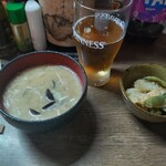 味の蔵どんつく - お通しと味噌汁