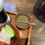 炭火焼和めし処 しんぱち食堂 - 山椒&漬物❗️