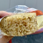 まいばすけっと - 料理写真:たぬきおにぎり74円