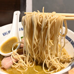 NIBOSHI MANIA - モクズガニボシソバ 麺リフト