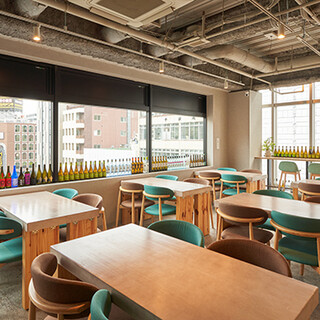 【貸切可】広々と開放的でオシャレな空間◆仕事帰りの飲み会に◎