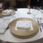 シェ ケンタロウ - テーブルセッティング