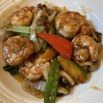 ル・シノワ 花栞 - ・海鮮と野菜のＸＯ醬炒め　大きな海老いっぱい‼️