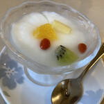 ル・シノワ 花栞 - ☘️ 杏仁豆腐は、極力甘さを抑えて
      　上品な仕上がり❤️