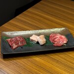 中目黒焼肉 登牛門 - 