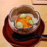 鮨 さかい - 銀杏（熊本産）とバフンウニ（北海道産）の和え物