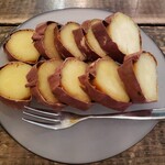 蜜香屋 - （※写真4）冷やしやきいも（横向き）