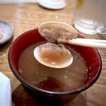 すし処　高寅 - ◆お味噌汁には｢アサリ」が3個入り、いいお出しがでています。