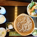 そば打ち幸甚 - 辛味おろしせいろ1000円　蕎麦屋の出汁香るミニ天丼580円