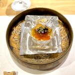 蔵六雄山 - 痛風そうめん。ウニ、いくら、カラスミ、キャビアが乗ったそうめん、とても贅沢、氷の器が夏っぽい。