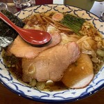 手打中華 特札堂 - ワンタン麺大盛り