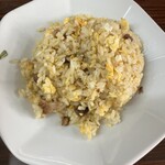 中華料理 天王 - 半チャーハン(350円)
