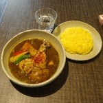 薬膳スープカレー・シャナイア - チキンカレー、オリジナルスープ、普通盛り、1辛　1,000円