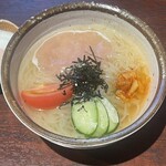 炭火焼肉 まん平 - 冷麺