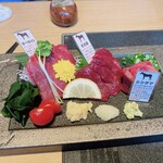 個室居酒屋　馬に魚に　 - 馬刺し