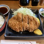 大政 - ロースかつ定食<上>