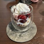 Teze - 1万円コース デザート　増毛のさくらんぼとアイス