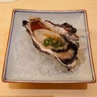 鮨　日本橋　鰤門 - 牡蠣（岩手県産）
