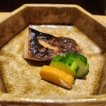 鮨 無垢/鮨 白銀 - 