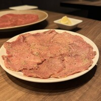 焼肉うしごろ 新宿三丁目店 - 