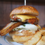 リーフ  バーガー - スモークベーコンチーズバーガー