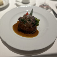 マンジャーモ - 