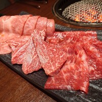 炭火焼肉 ふちおか - 特選部位3種(タレ):ミスジ、ヒレ、亀の子