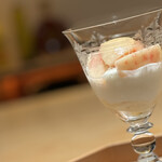 まき村 - 12品目　山梨産の大統領という品種の桃　