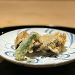 まき村 - 7品目　鮑の天ぷら　揚げる前に4時間蒸し煮