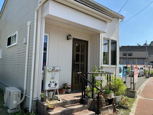 むぎ &ndash; 石巻の喫茶店｜落ち着きのある空間でコーヒーを
