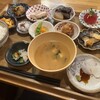 食堂はじめ。