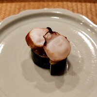 櫻木 - 佐島の蛸、ズッキーニと梅肉